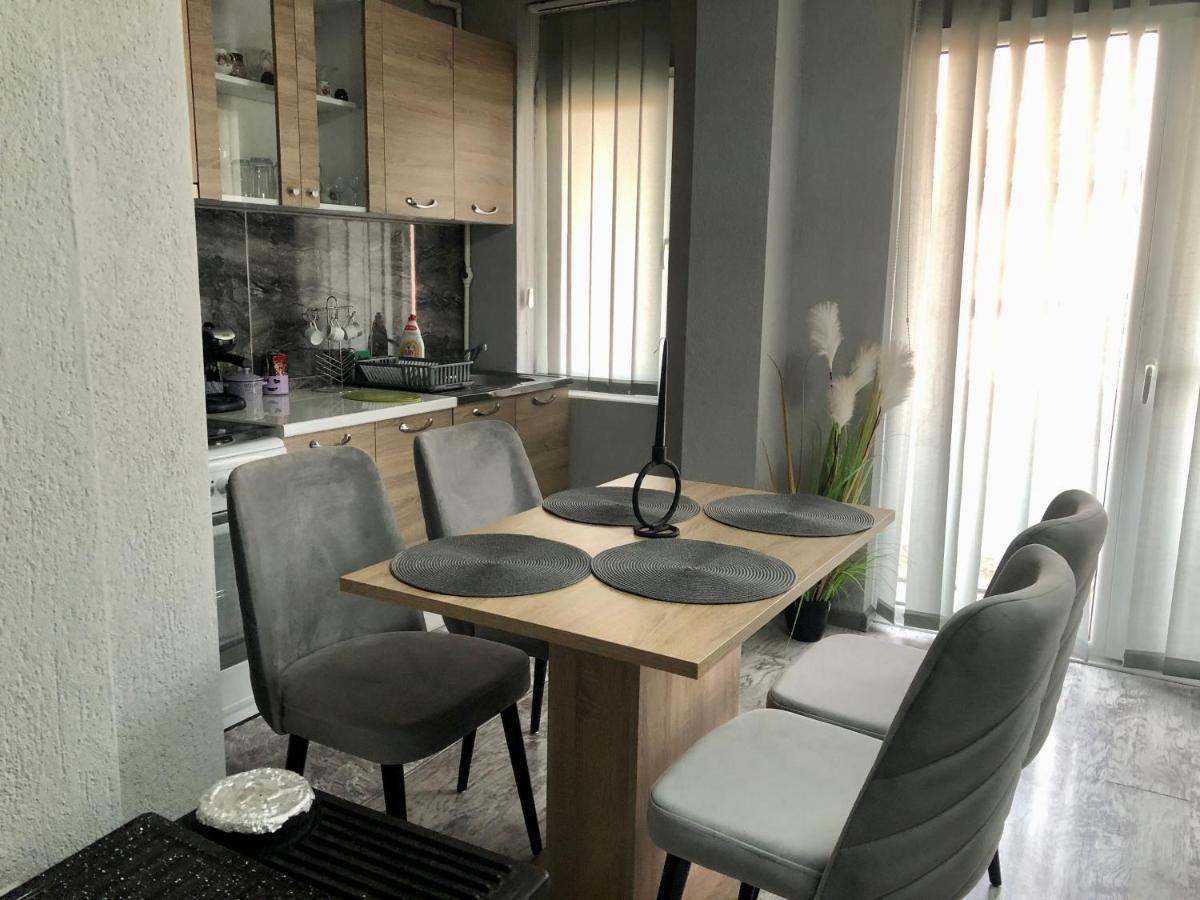 Centre Apartment Прилеп Екстериор снимка